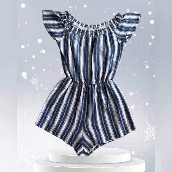 🦋 Hollister Off-The-Shoulder Striped Romper blue/white stripes one piece size S - Picture 1 of 16